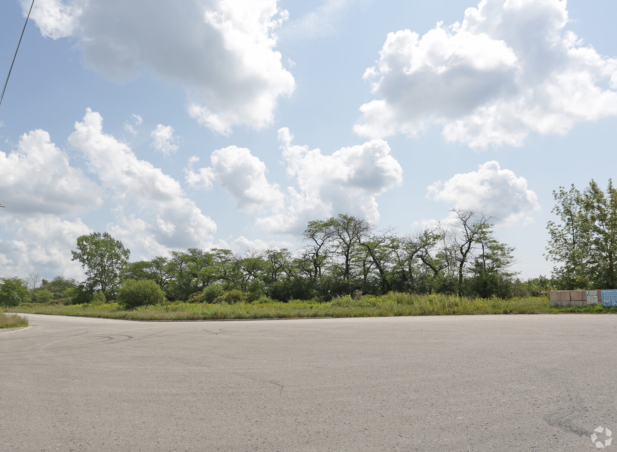 Progress St, Niagara Falls, ON à vendre Photo principale- Image 1 de 1