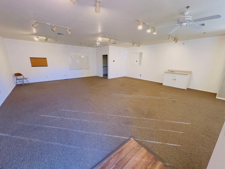 101 S Main St, Cottonwood, AZ à louer - Photo du bâtiment - Image 3 de 15