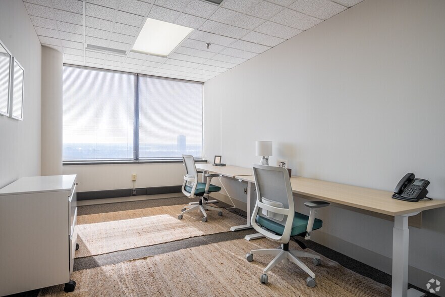 231 S Bemiston Ave, Clayton, MO à louer - Photo intérieure - Image 3 de 26