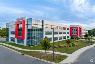 Move-in-ready Class A Office Headquarters - Épicerie