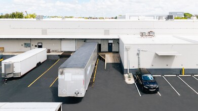 4200 N 29th Ave, Hollywood, FL à louer Photo du bâtiment- Image 1 de 2