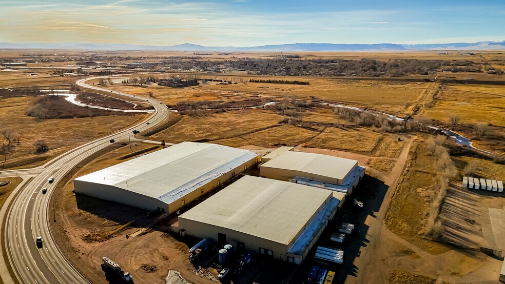 575 Snowy Range Rd, Laramie, WY à louer - Photo du bâtiment - Image 3 de 17