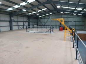 Meadowbank Business Park, Tweedale Way park, Oldham for lease Interior Photo- Image 2 of 21