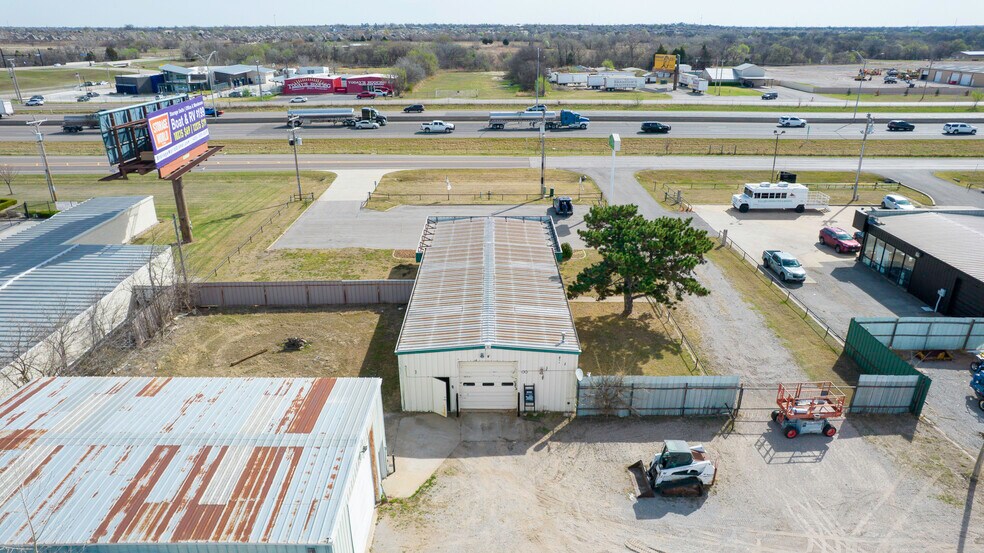 3501 S I-35 Service Rd, Moore, OK for sale - Building Photo - Image 3 of 67