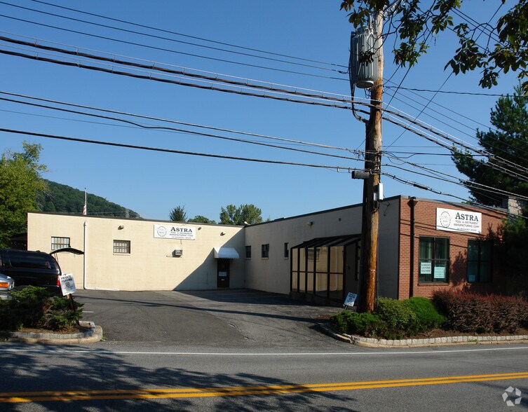 369 Bradhurst Ave, Hawthorne, NY for lease - Primary Photo - Image 1 of 15