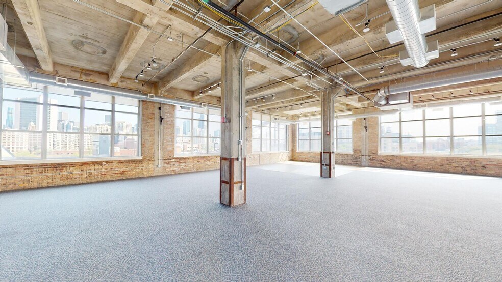 900 N Branch St, Chicago, IL à louer - Photo du bâtiment - Image 3 de 7