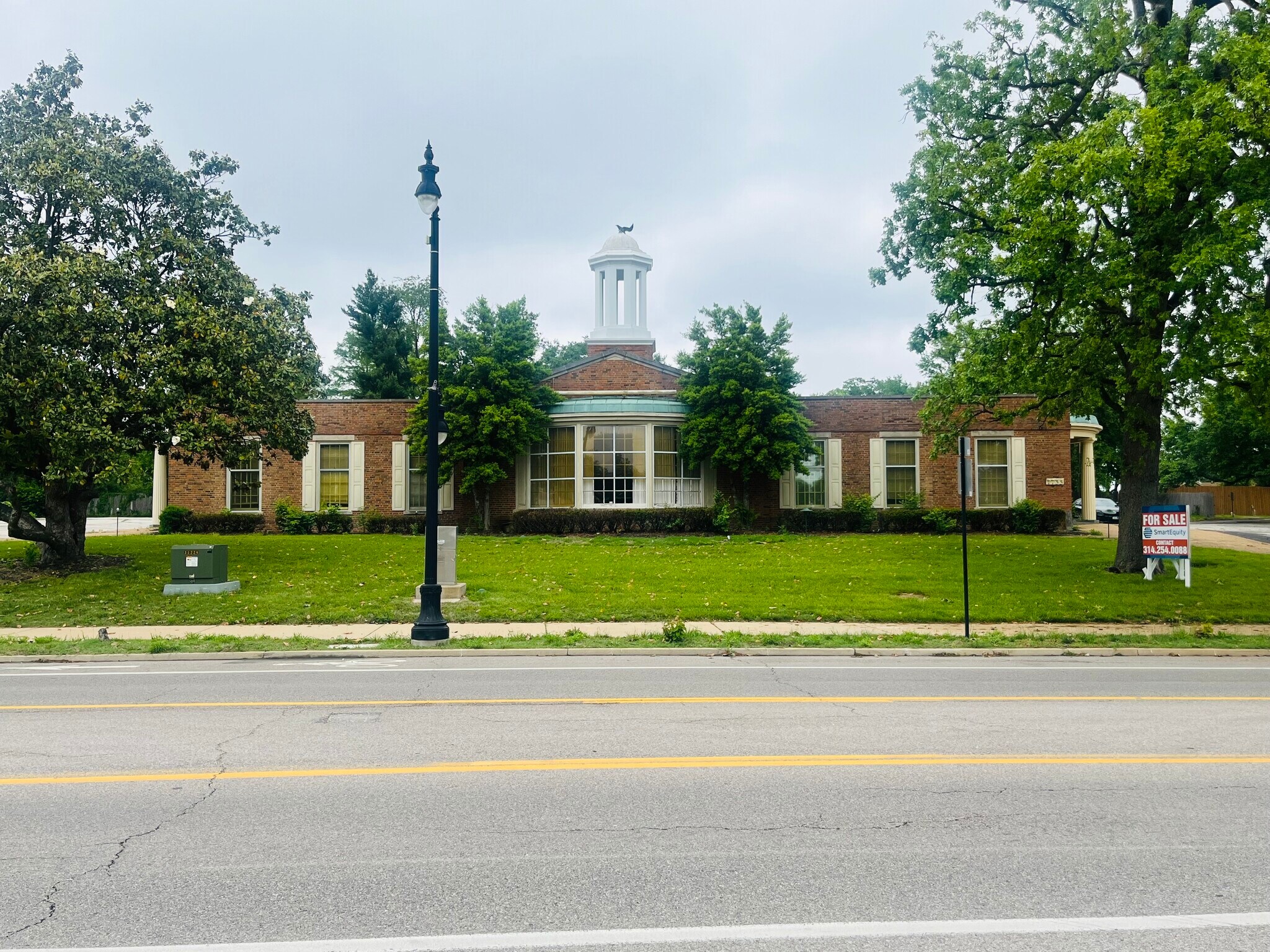 7733 Natural Bridge Rd, Saint Louis, MO à vendre Photo principale- Image 1 de 21