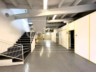 Plus de détails pour Local d'activités à louer