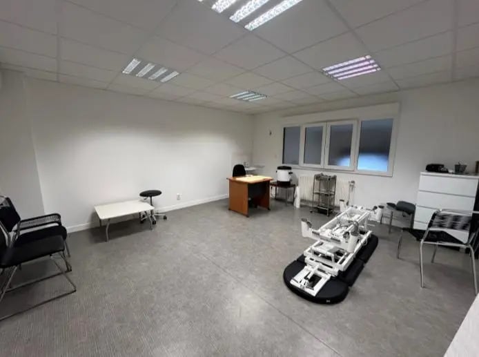 Office in Reims for lease - Interior Photo - Image 1 of 4