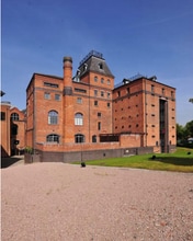 Greenalls Ave, Warrington à louer Photo du bâtiment- Image 1 de 3