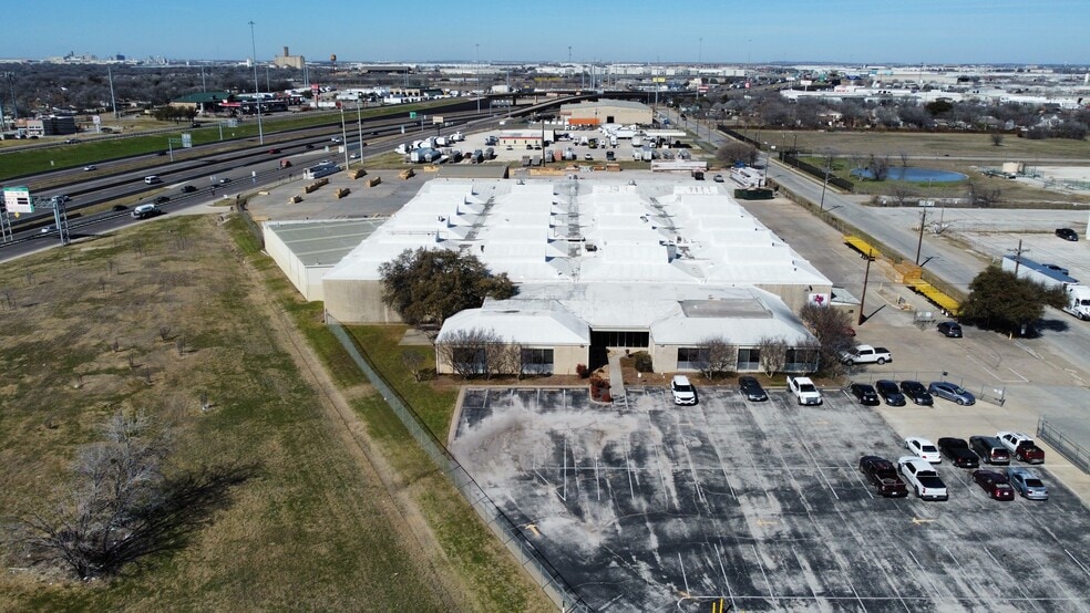 2817 Braswell Dr, Fort Worth, TX for lease - Building Photo - Image 1 of 15