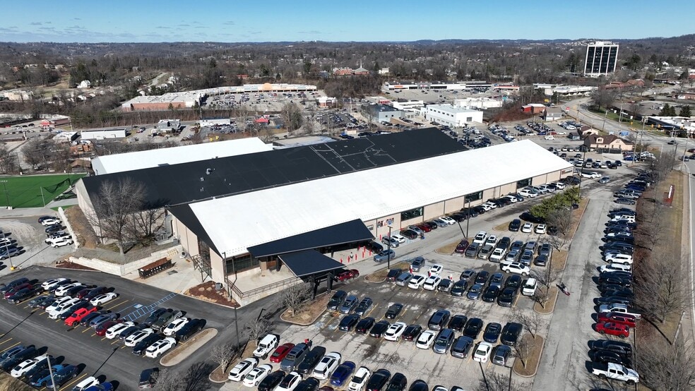 1 Racquet Ln, Monroeville, PA for lease - Commercial Listing Video - Image 2 of 32