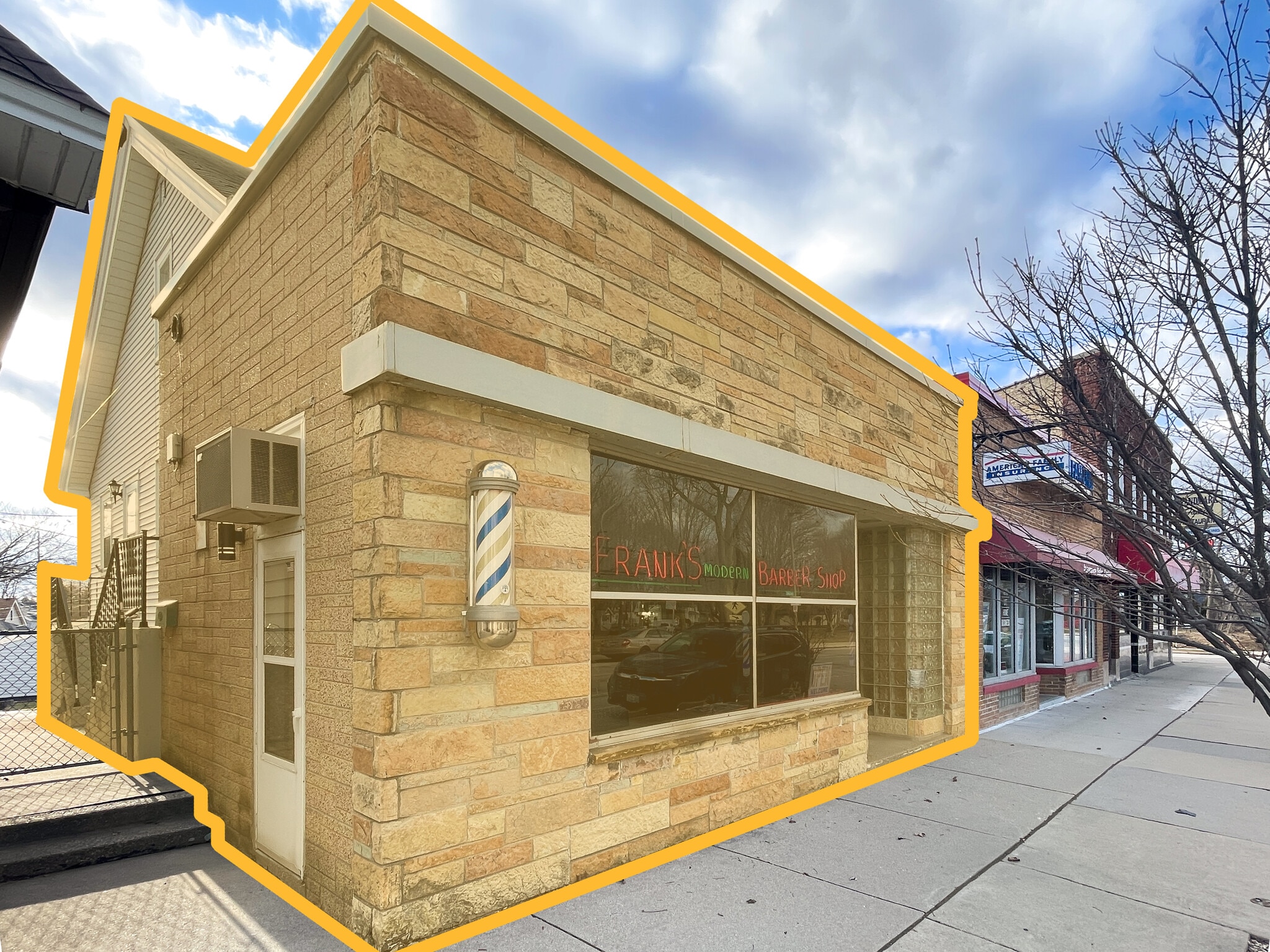 3459 S Kinnickinnic Ave, Milwaukee, WI for sale Primary Photo- Image 1 of 8