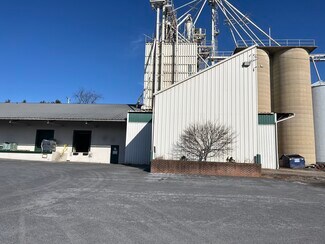 Plus de détails pour 100 John St, Westminster, MD - Industriel à louer