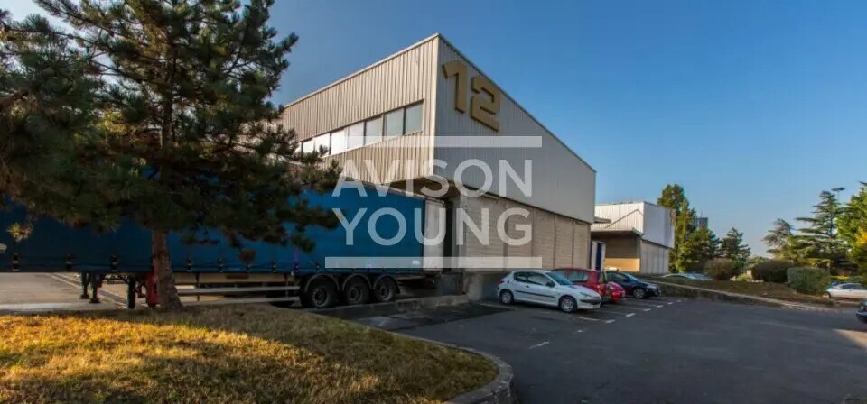 Flex in Aulnay-sous-Bois for lease - Building Photo - Image 1 of 2