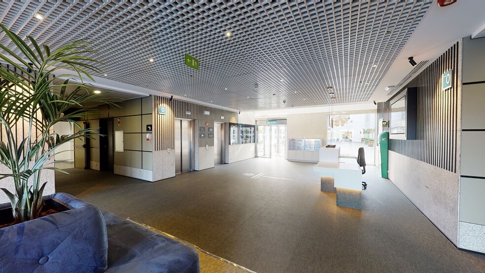 Calle José Echegaray, 8, Las Rozas de Madrid, Madrid for lease - Matterport 3D Scan - Image 3 of 13