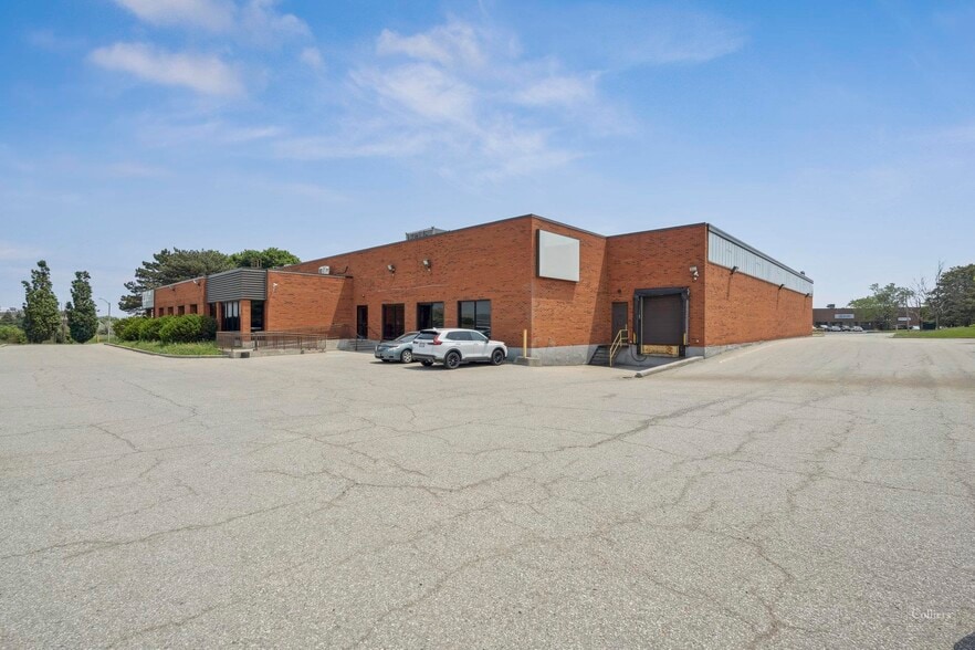 5895 Ambler Dr, Mississauga, ON for lease - Building Photo - Image 2 of 2