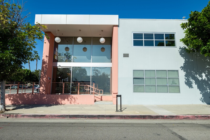 903 Colorado Ave, Santa Monica, CA for sale - Building Photo - Image 2 of 6