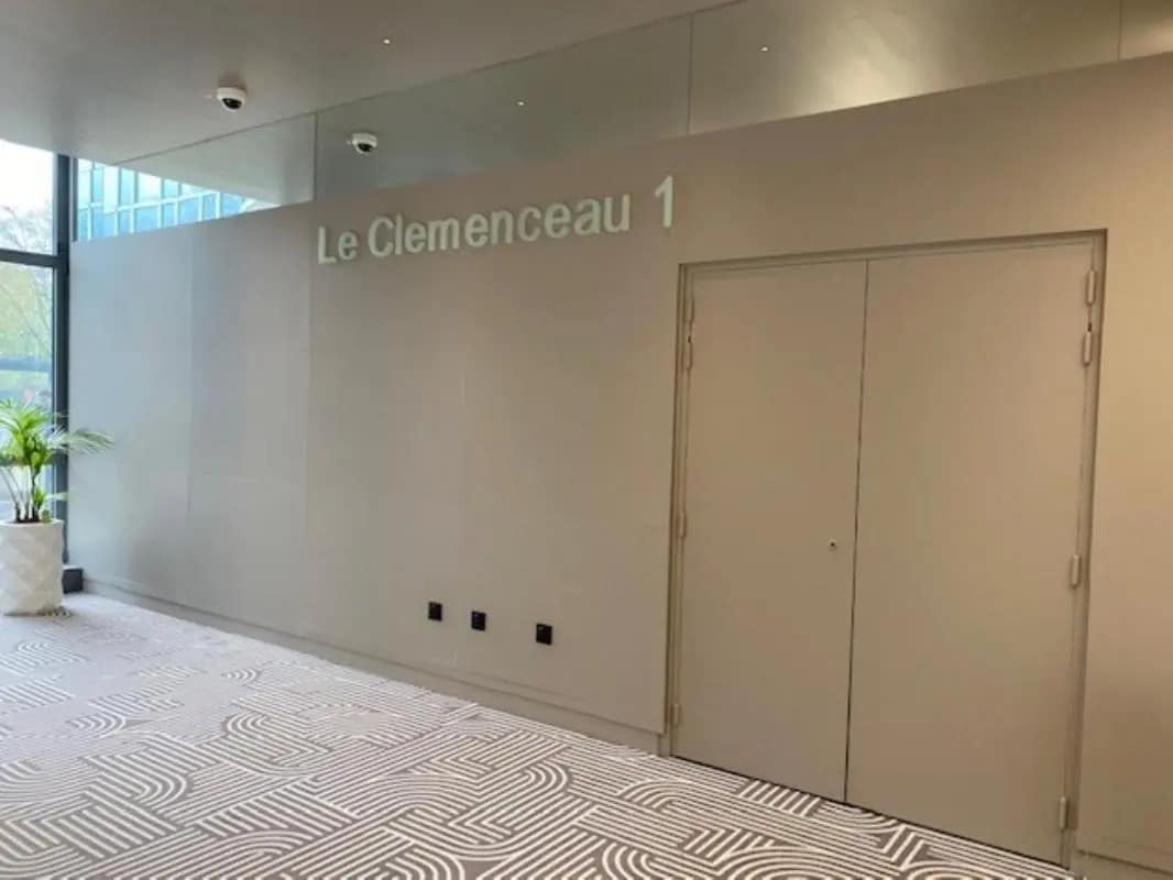 205 Avenue Georges Clemenceau, Nanterre for lease Interior Photo- Image 1 of 3