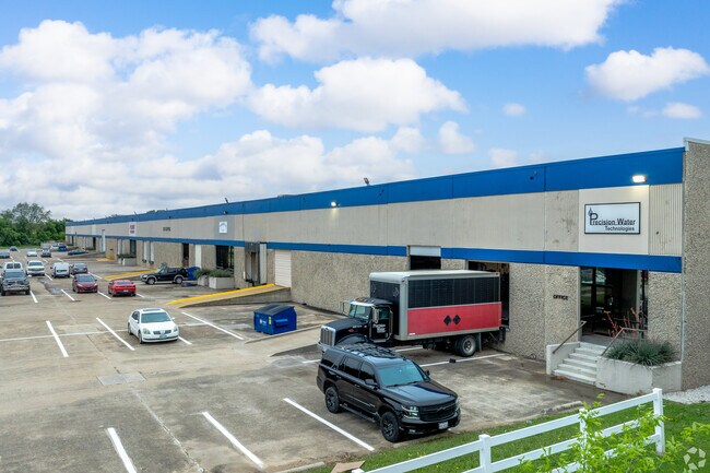 More details for 1225 Capital Dr, Carrollton, TX - Industrial for Lease