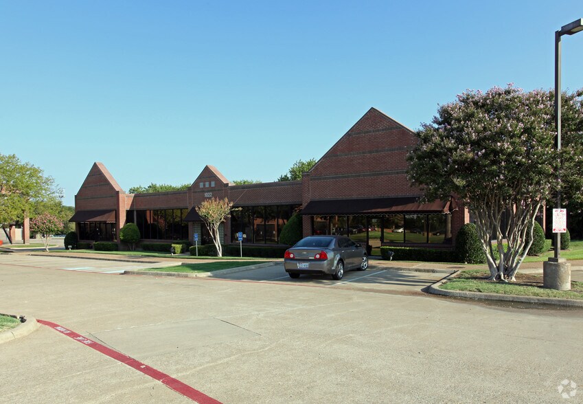 1022 S Greenville Ave, Allen, TX à vendre - Photo du bâtiment - Image 2 de 4