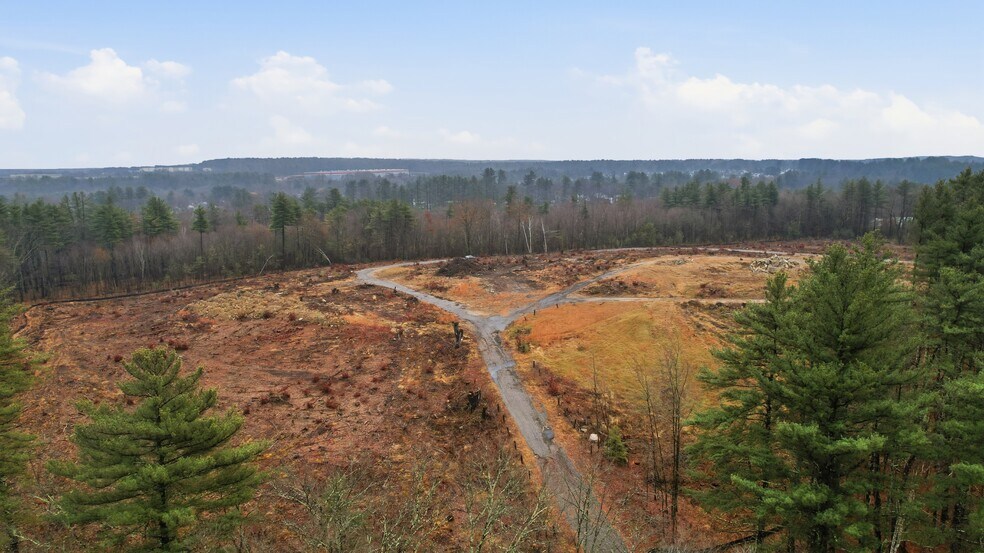 769 Daniel Webster Hwy, Merrimack, NH à vendre - Photo du bâtiment - Image 2 de 8