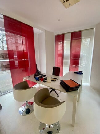 More details for 48 Rue Custine, Paris - Retail for Lease