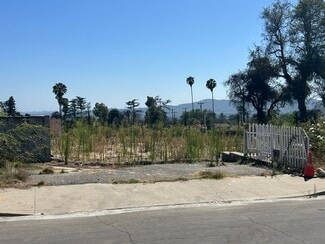 More details for 298 E Poppyfields Dr, Altadena, CA - Land for Sale
