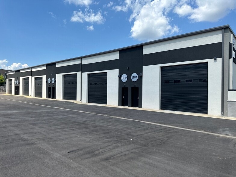 Pre-Leased Investment Units in Buford portefeuille de 7 propriétés à vendre sur LoopNet.ca - Photo du bâtiment - Image 3 de 8