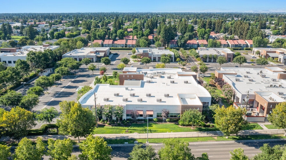 1843 E Fir Ave, Fresno, CA for lease - Building Photo - Image 2 of 13