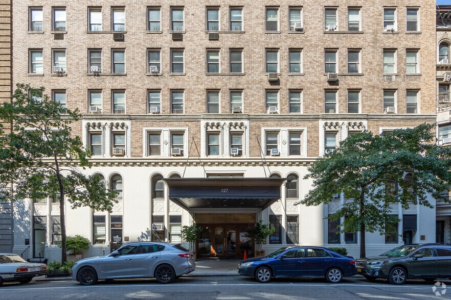 127 W 79th St, New York, NY à louer - Photo du bâtiment - Image 2 de 4