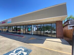 2745-2765 Washington Blvd, Beaumont, TX for lease Interior Photo- Image 1 of 22