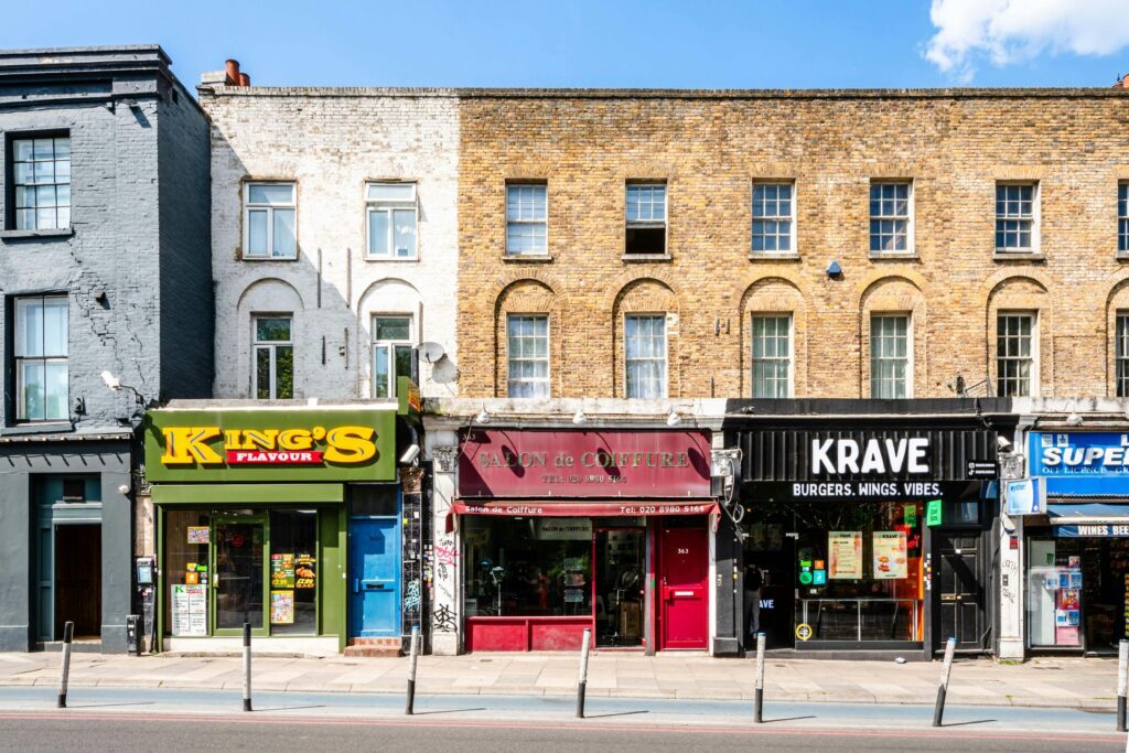 363 Mile End Rd, Londres à louer Photo du bâtiment- Image 1 de 2
