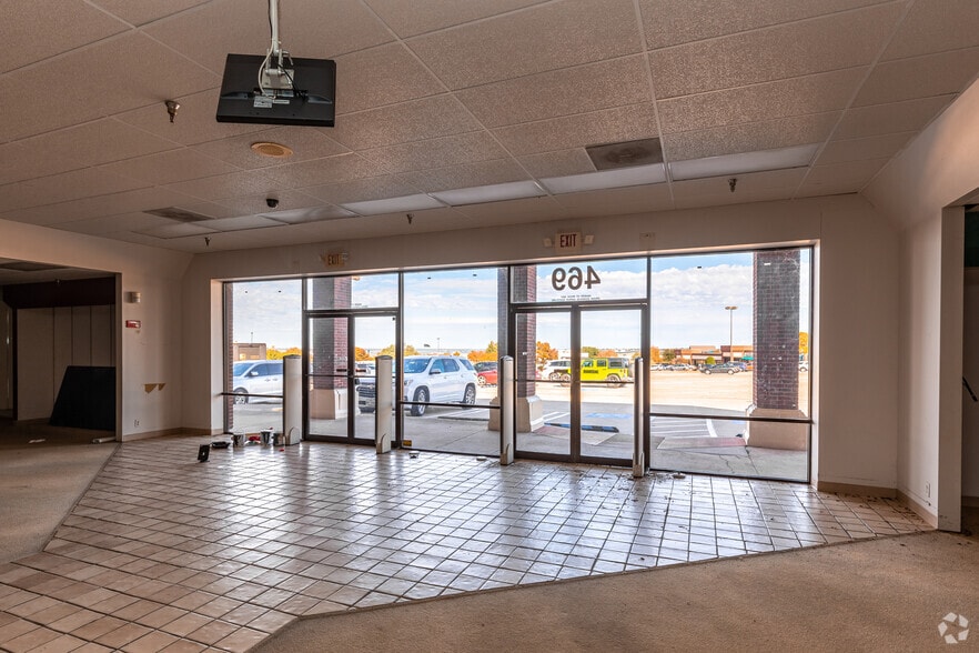 423-593 Interstate 30, Rockwall, TX for lease - Interior Photo - Image 3 of 10