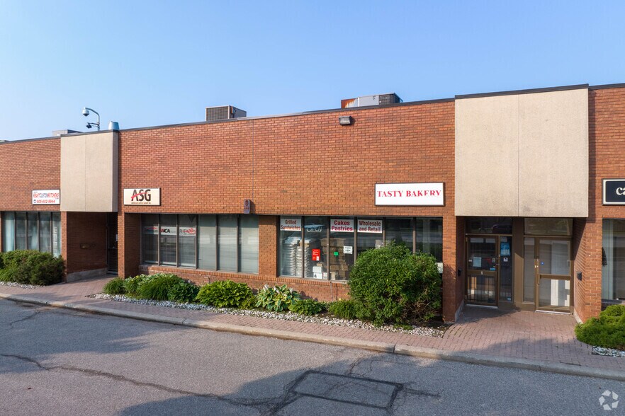 5500 Tomken Rd, Mississauga, ON for sale - Building Photo - Image 3 of 5