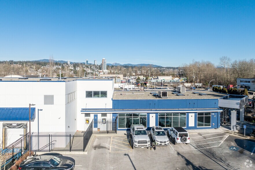 435 Canfor Av, New Westminster, BC à louer - Photo du bâtiment - Image 3 de 6