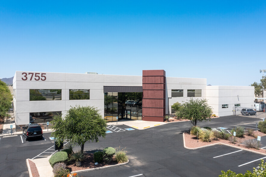 3755 N Business Center Dr, Tucson, AZ for sale - Primary Photo - Image 1 of 1