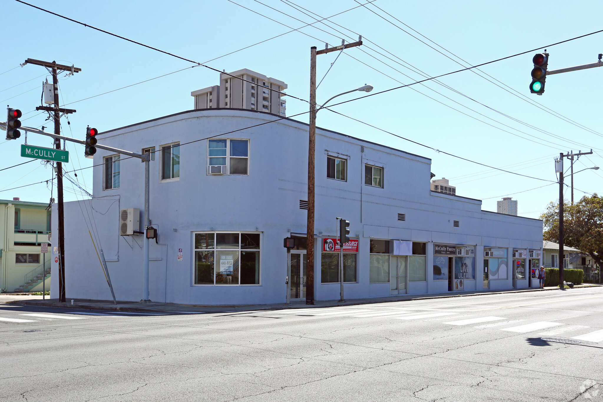 841-847 McCully St, Honolulu, HI for sale Primary Photo- Image 1 of 1