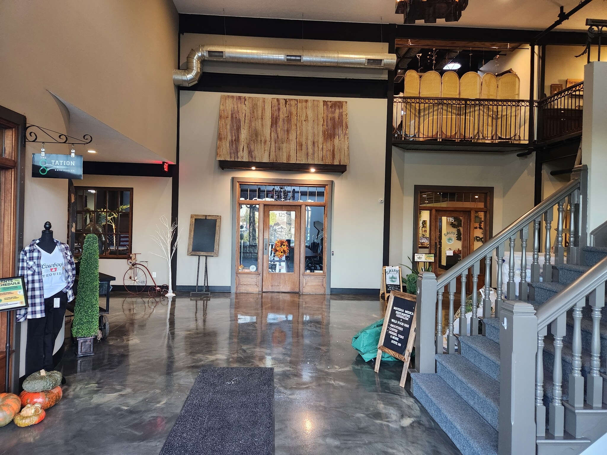 100-400 Byrd Way, Greenwood, IN for lease Interior Photo- Image 1 of 1