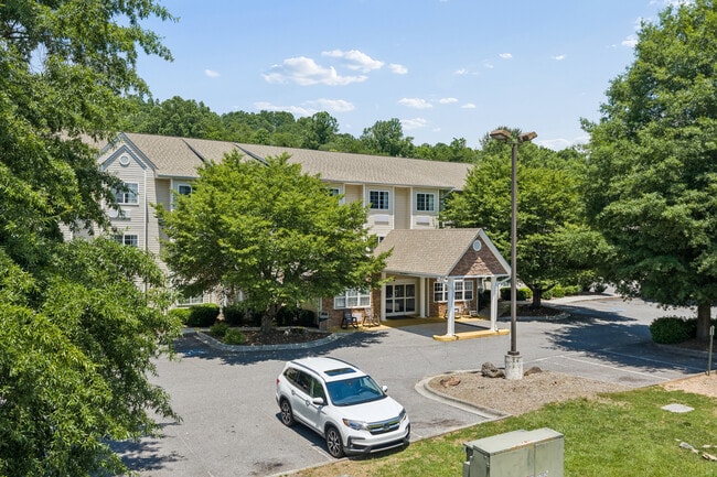 Plus de détails pour 674 Casino Trl, Cherokee, NC - Services hôteliers aux enchères
