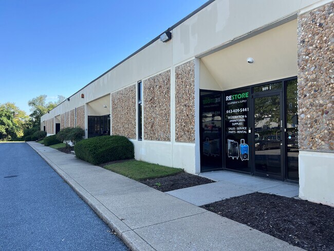 Plus de détails pour 809 Barkwood Ct, Linthicum, MD - Local d'activités à louer