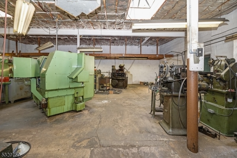 22 Franklin Ave, Clifton, NJ for sale - Building Photo - Image 3 of 21