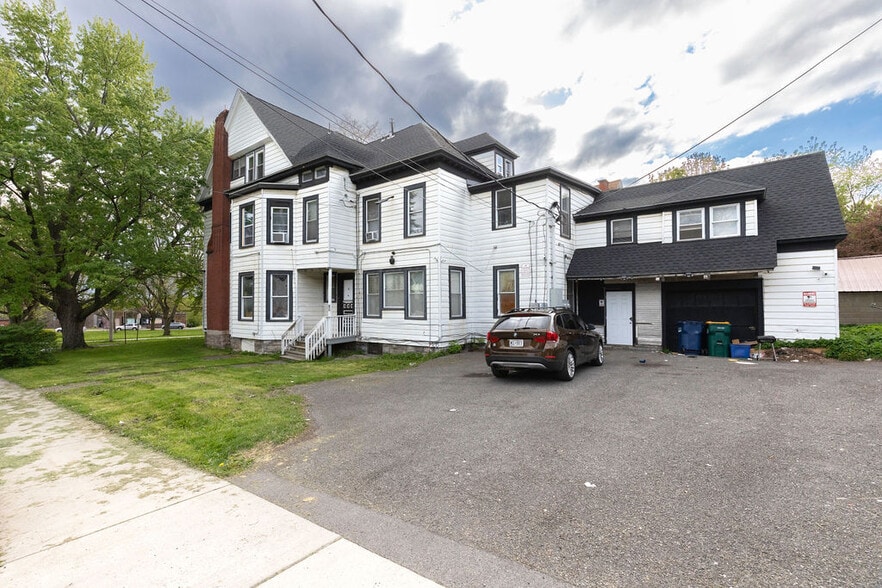 900 N Alvord St, Syracuse, NY à vendre - Photo du bâtiment - Image 2 de 16