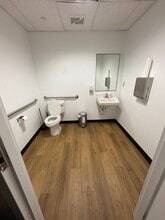 580 Massachusetts Ave, Cambridge, MA for lease Building Photo- Image 2 of 4