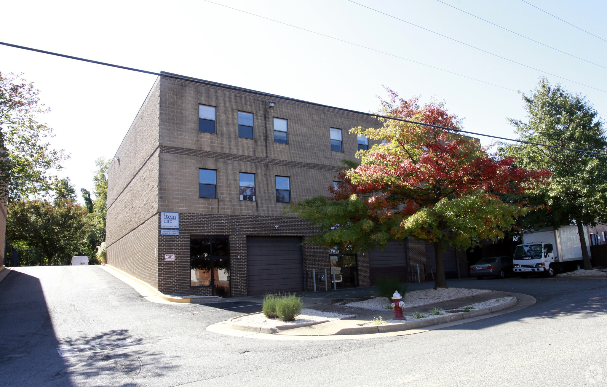 5509 Vine St, Alexandria, VA à louer Photo du bâtiment- Image 1 de 12
