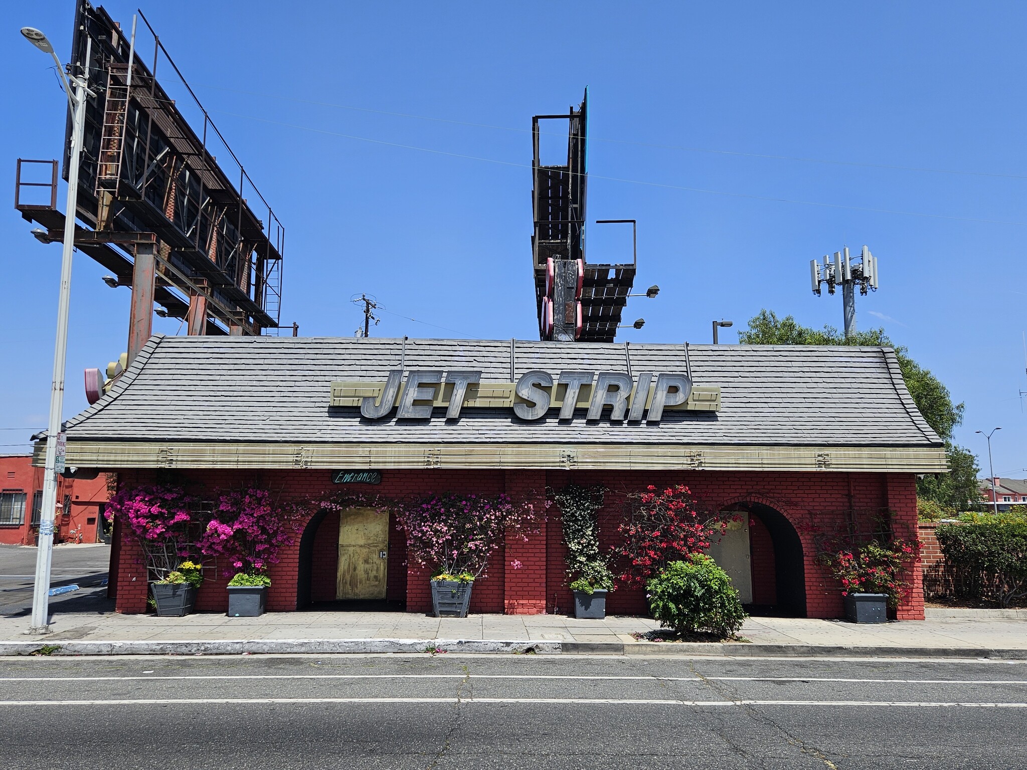 10600-10624 Hawthorne Blvd, Lennox, CA for sale Building Photo- Image 1 of 16