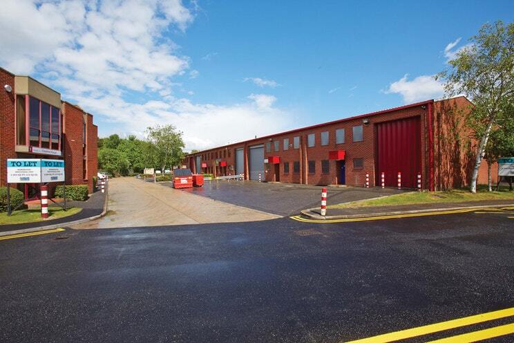 Albany Park, Camberley for lease - Primary Photo - Image 1 of 7