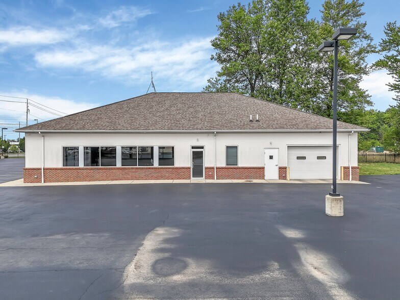 2380 Morse Rd, Columbus, OH à vendre - Photo du bâtiment - Image 1 de 33