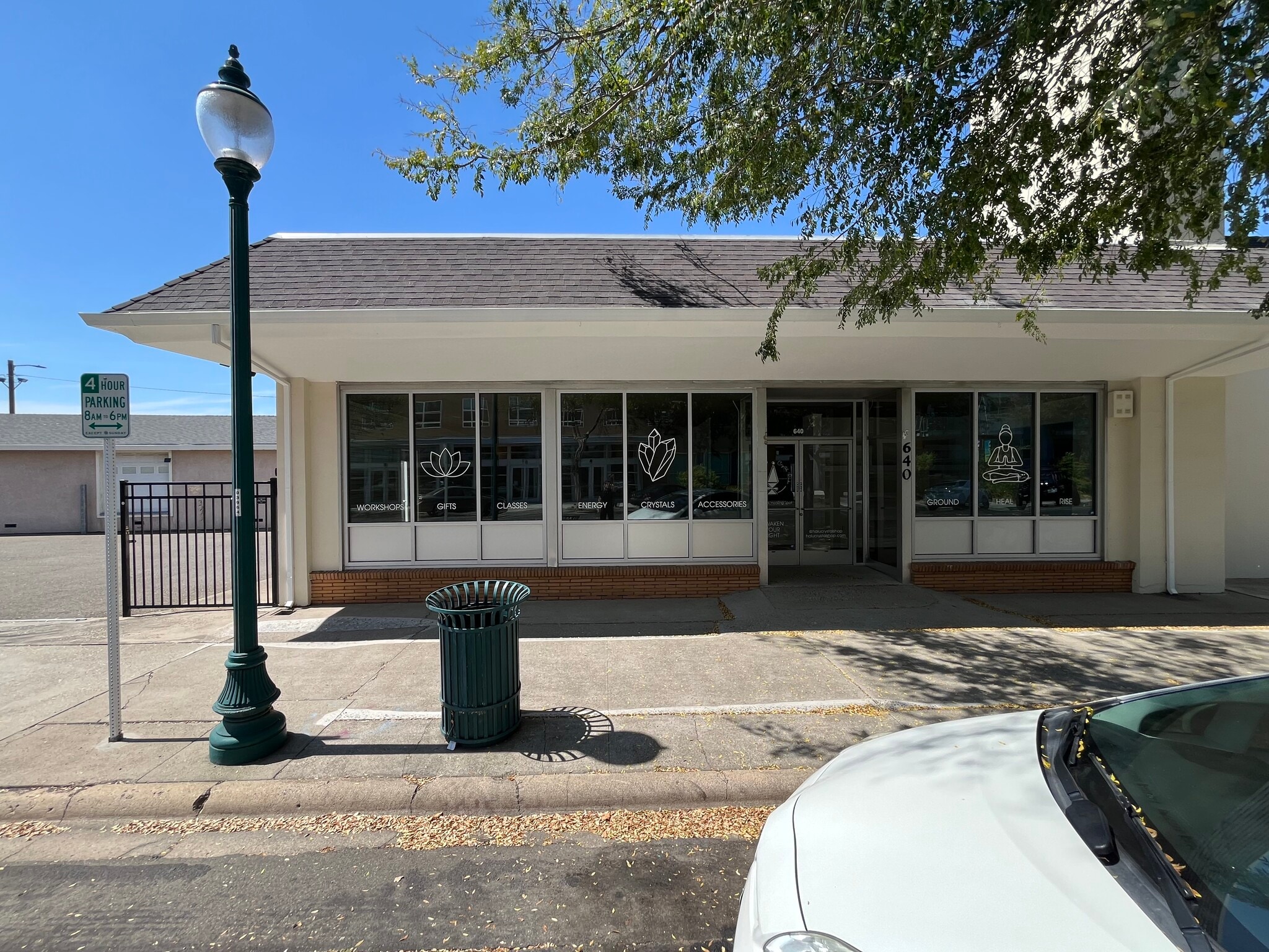 640 Vernon St, Roseville, CA for lease Building Photo- Image 1 of 13