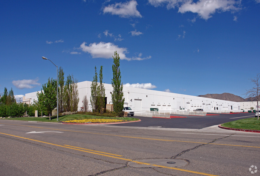 5350 Capital Ct, Reno, NV for lease - Building Photo - Image 3 of 4